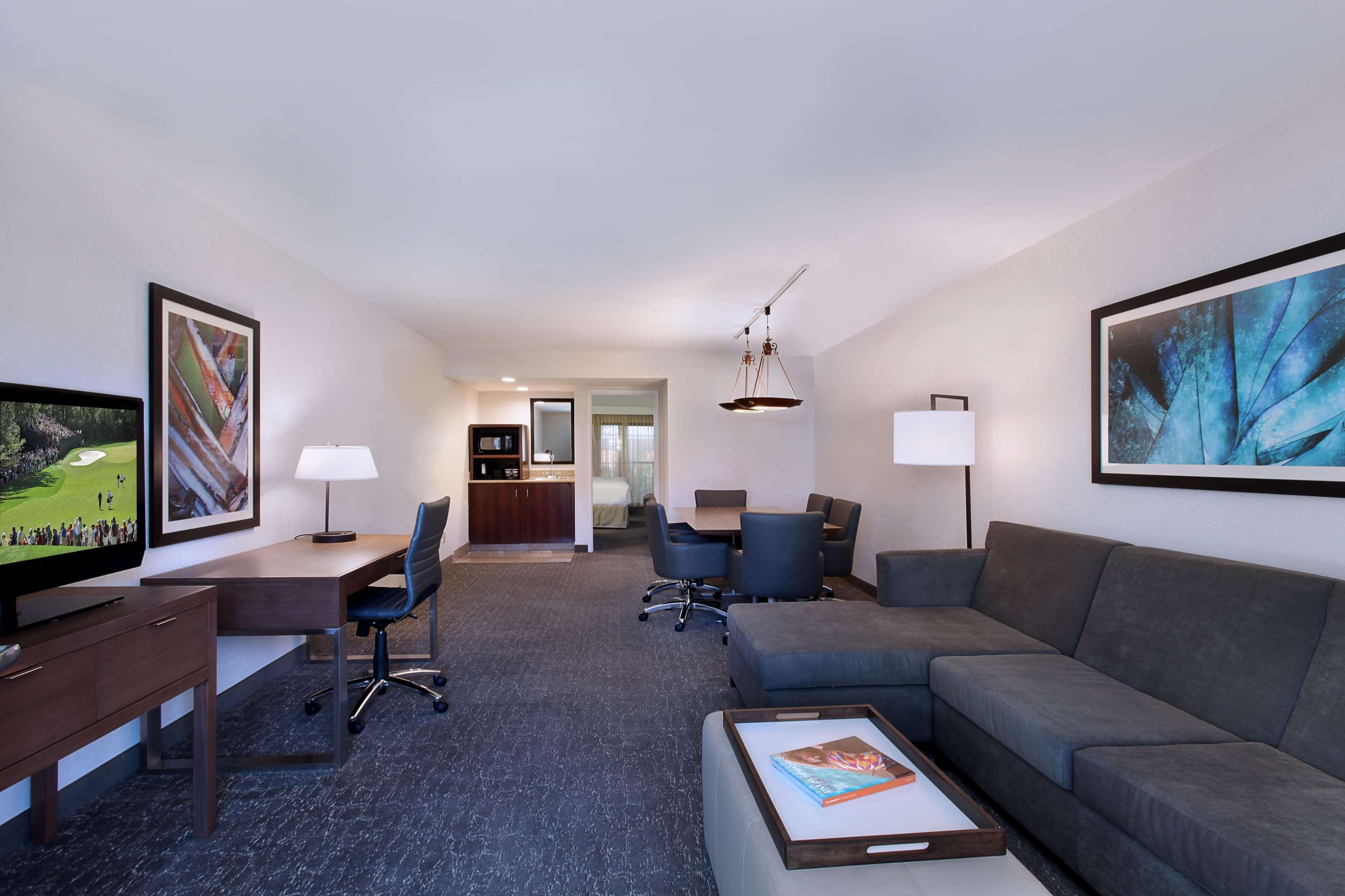 Embassy Suites By Hilton Palm Desert Værelse billede