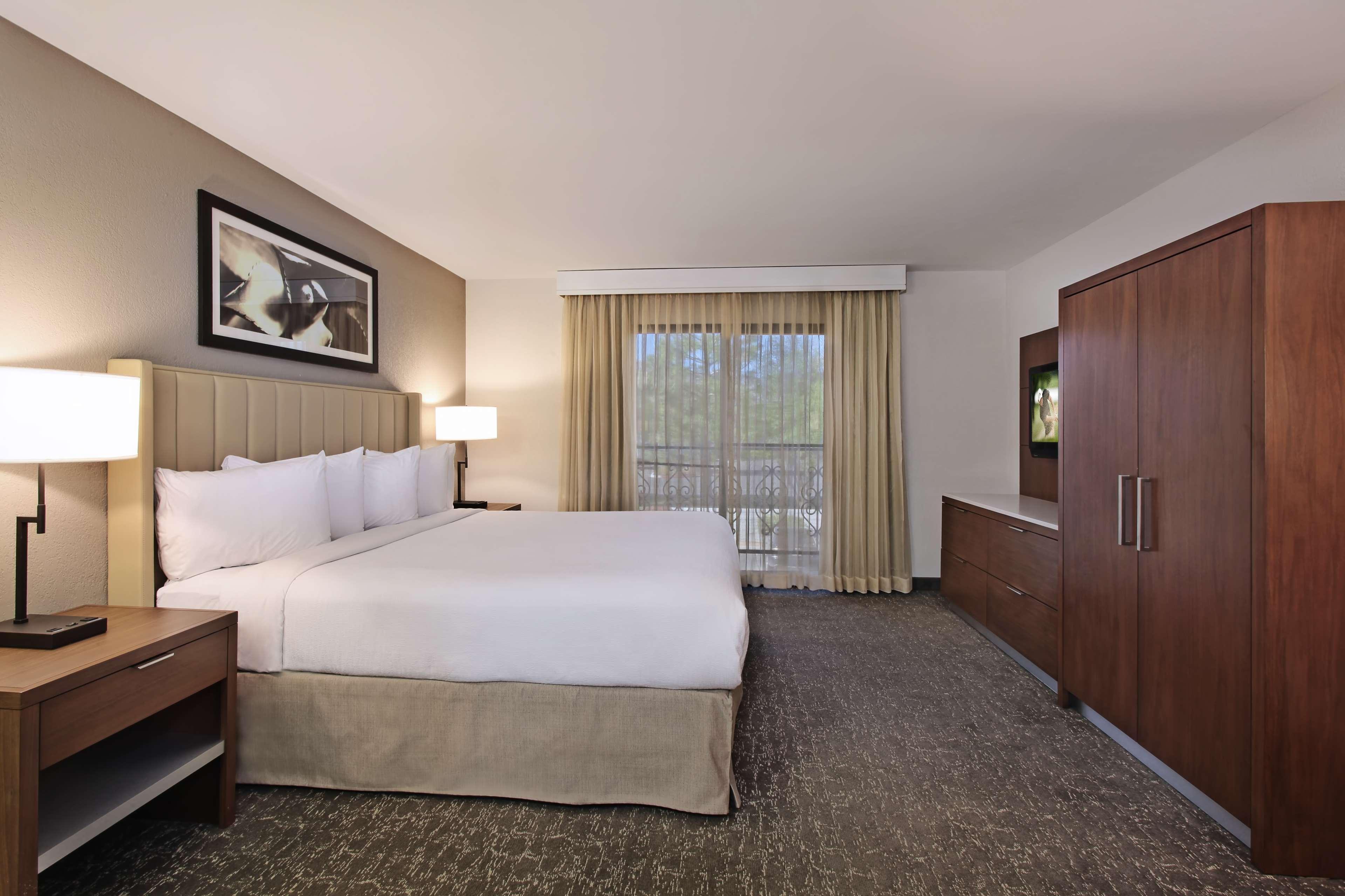 Embassy Suites By Hilton Palm Desert Værelse billede